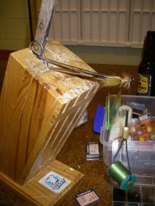 An improvised vise. MacGyver would be proud!