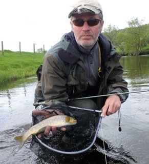 7E577C57-2890-4A69-B750-4B567381206A