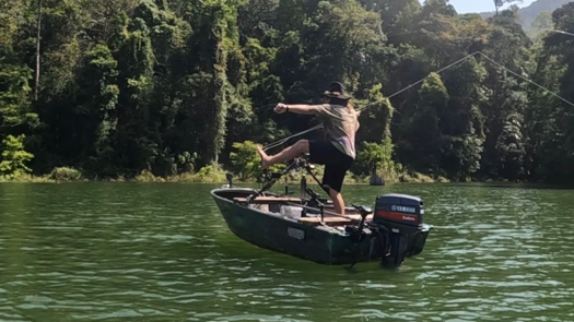 361C18C9-D252-46E7-80C3-A30F22F5455C