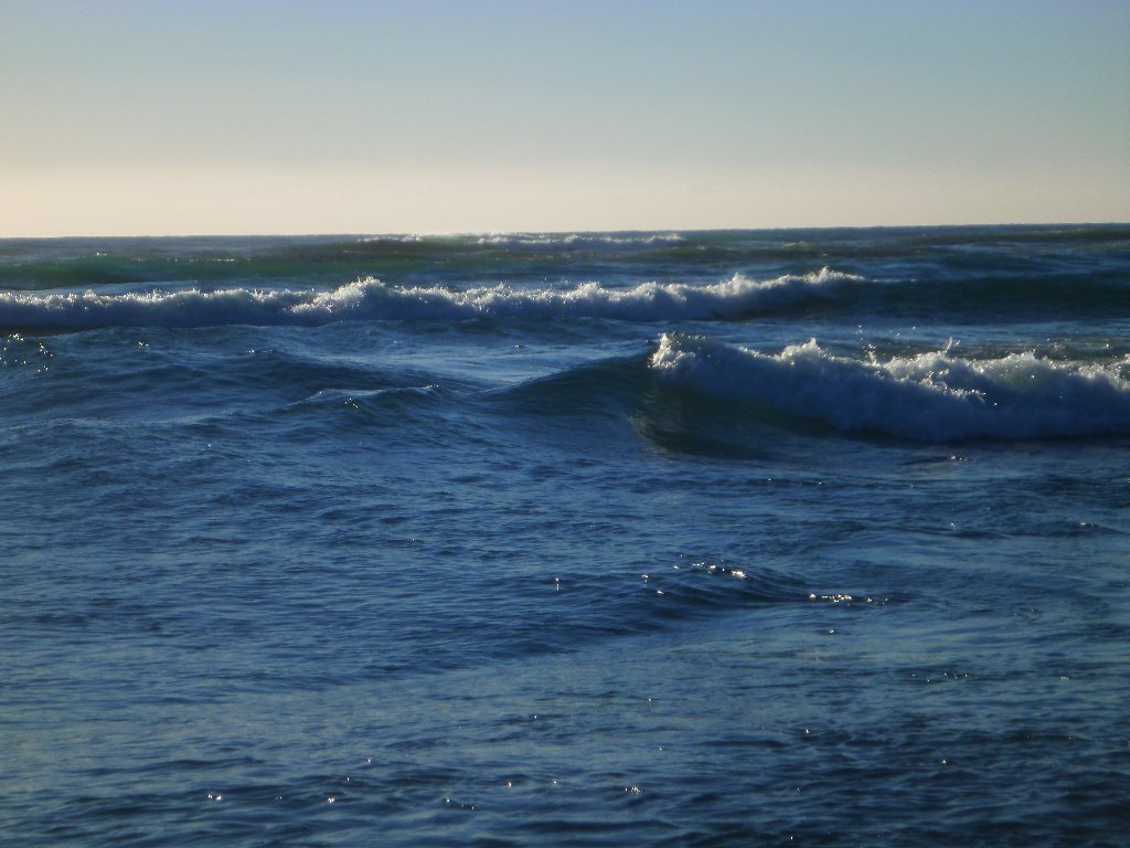 Some lumpy swells. One always needs to be aware of the water. Never turn your back to it!