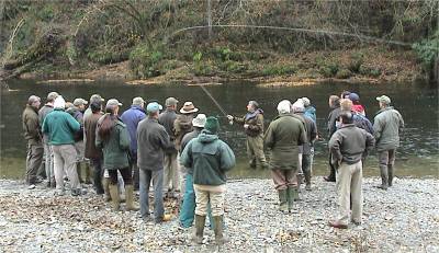 Ally Gowans demonstrating to an AAPGAI workshop
